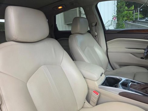 Used 2015 Cadillac SRX Premium image 28