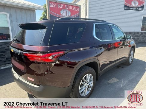 Used 2022 Chevrolet Traverse LT image 6