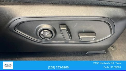Used 2023 Jeep Grand Cherokee Limited w/ Black Appearance Package image 43