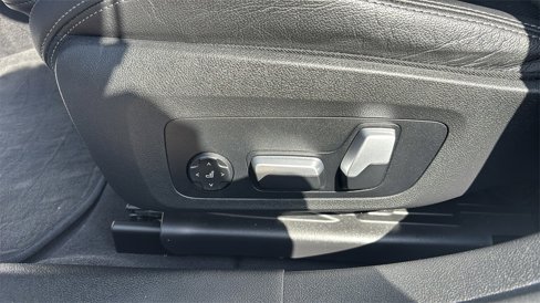 Used 2024 BMW i4 xDrive40i image 19