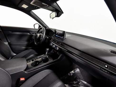 Used 2023 Honda Civic Sport image 25