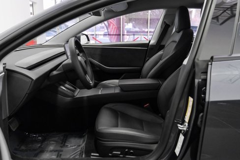 Used 2025 Tesla Model 3 Long Range image 4