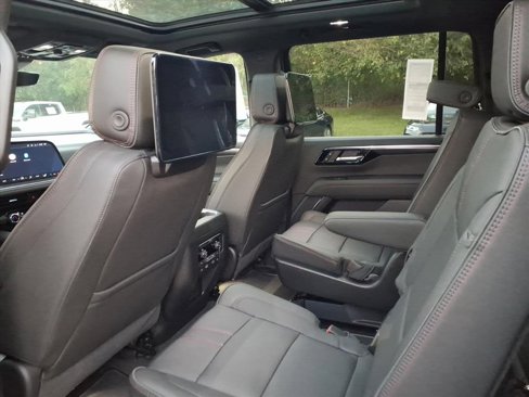 New 2026 Chevrolet Suburban RST w/ Advanced Technology Package image 13