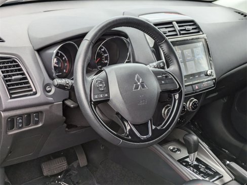 Used 2024 Mitsubishi Outlander Sport SE image 14