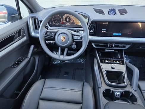 New 2025 Porsche Cayenne Coupe image 26