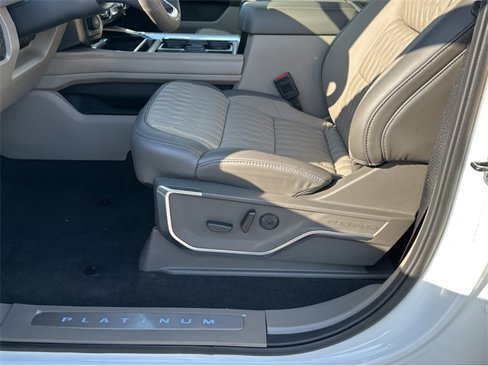New 2025 Ford F250 Platinum w/ Platinum Plus Package image 36