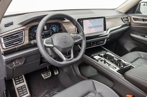 New 2025 Volkswagen Atlas SEL Premium R-Line image 6