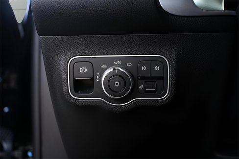Used 2024 Mercedes-Benz GLB 250 image 14