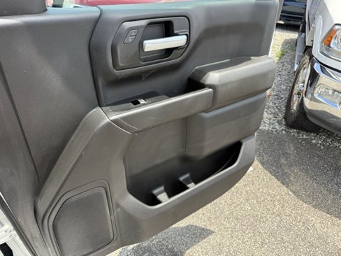 Used 2022 Chevrolet Silverado 1500 Custom image 8