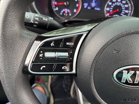 Used 2021 Kia Forte LXS image 28