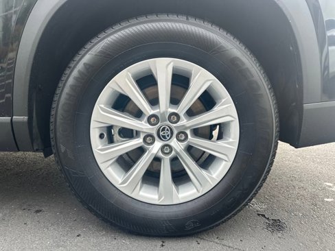 Certified 2024 Toyota Grand Highlander XLE image 28