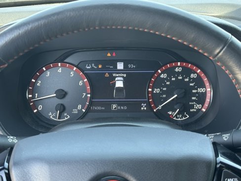 Used 2023 Nissan Frontier PRO-4X w/ Pro-4X Premium Package image 32