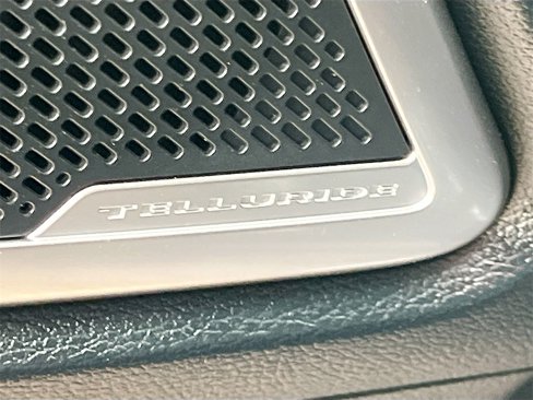 Used 2024 Kia Telluride EX w/ EX Captain's Chair Package image 19