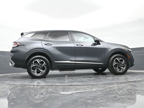 Used 2023 Kia Sportage LX image 44