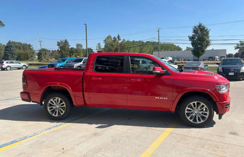 Used 2022 RAM 1500 Laramie w/ Sport Appearance Package image 5