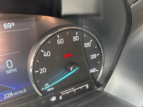 Used 2024 Ford Explorer XLT w/ Equipment Group 202A image 32