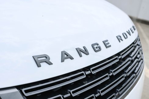 New 2025 Land Rover Range Rover Sport image 11