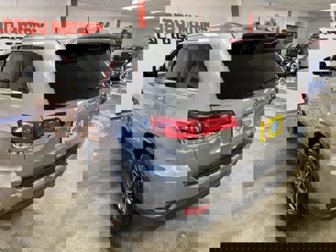 Used 2020 Jeep Grand Cherokee Limited w/ Luxury Group II image 8