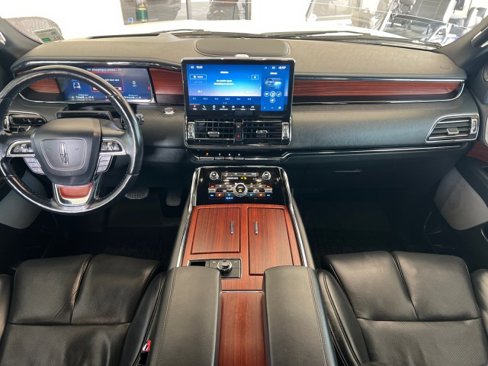 Used 2022 Lincoln Navigator L Reserve image 28