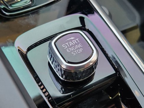 Certified 2026 Volvo XC60 T8 Polestar image 20