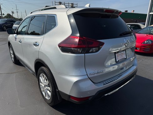 Used 2019 Nissan Rogue SV image 8