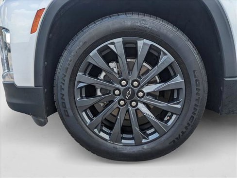 Used 2022 Chevrolet Traverse RS image 25