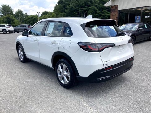 Used 2023 Honda HR-V LX image 7