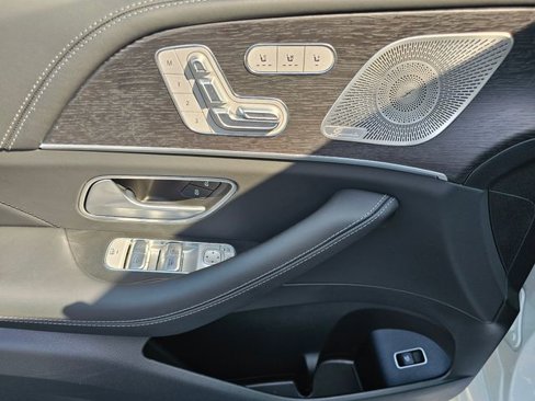 Certified 2025 Mercedes-Benz GLE 53 AMG 4MATIC image 23