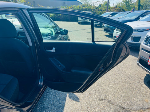 Used 2018 Kia Forte LX w/ LX Popular Package image 13