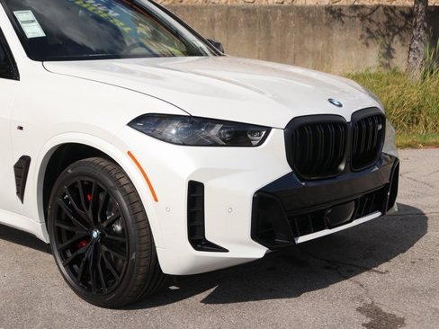 New 2026 BMW X5 M60i image 3