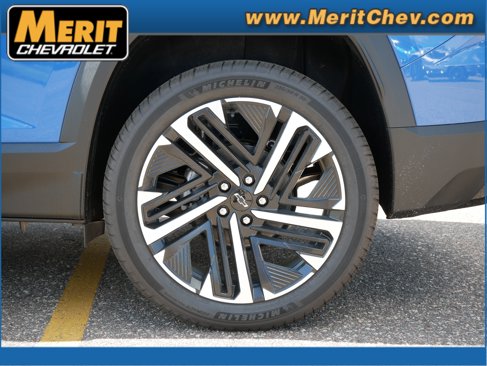 New 2026 Chevrolet Equinox RS w/ Convenience Package III image 3
