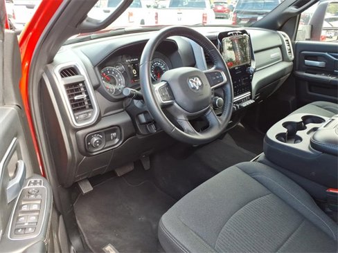 Used 2024 RAM 2500 Big Horn w/ Sport Appearance Package image 14