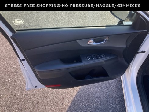 Used 2019 Kia Forte LXS image 14