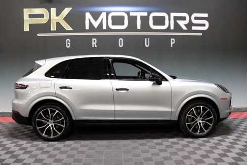 Used 2021 Porsche Cayenne image 10