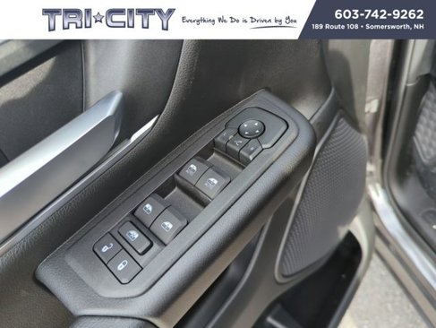 New 2026 RAM 1500 4x4 Crew Cab image 11