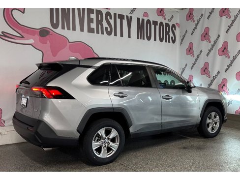 Used 2022 Toyota RAV4 XLE image 10