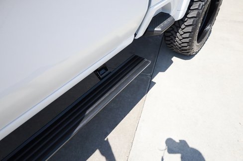 Used 2025 GMC Sierra 2500 AT4X image 12