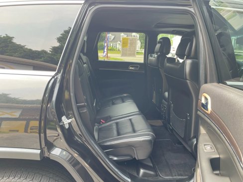Used 2014 Jeep Grand Cherokee Limited w/ Trailer Tow Group IV image 38