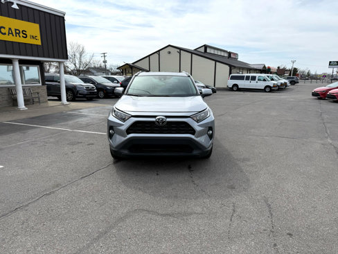 Used 2019 Toyota RAV4 XLE w/ Convenience Package image 3