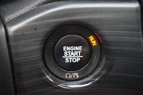 Used 2020 Jeep Grand Cherokee Altitude image 27