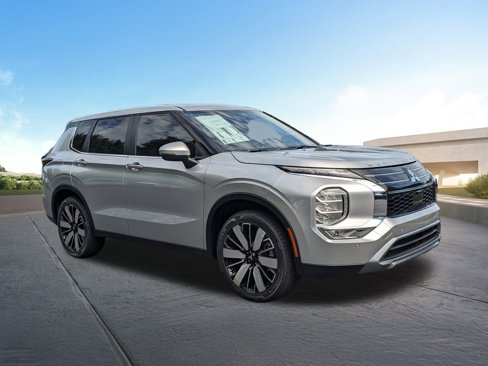 New 2025 Mitsubishi Outlander SE image 1