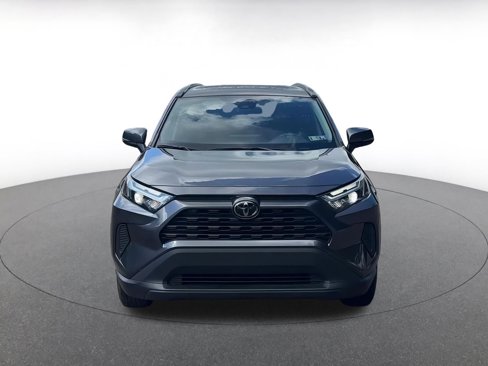 Used 2024 Toyota RAV4 XLE image 4