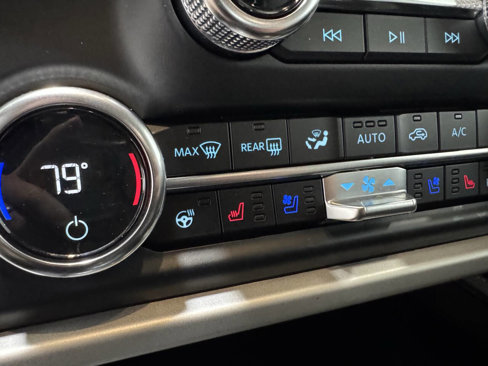 Used 2024 Ford Expedition XLT image 35