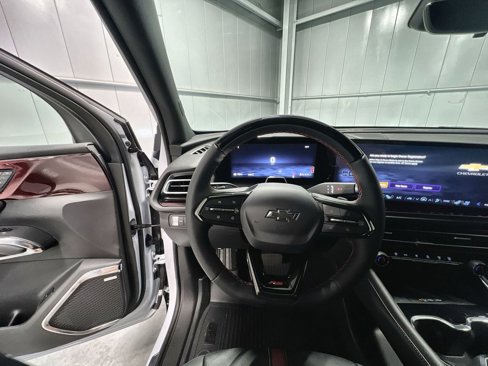 New 2026 Chevrolet Traverse RS w/ LPO, Floor Liner Package image 12