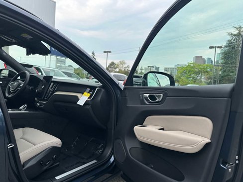 New 2026 Volvo XC60 B5 Plus w/ Protection Package Premier image 11