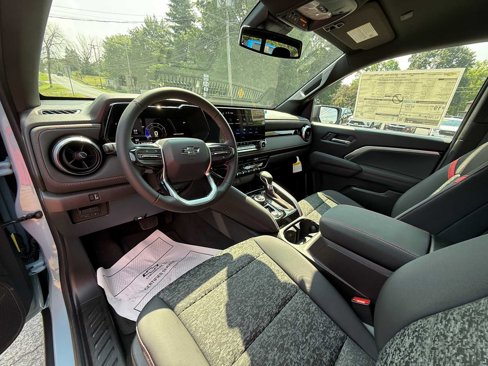 New 2025 Chevrolet Colorado Z71 w/ Technology Package image 17