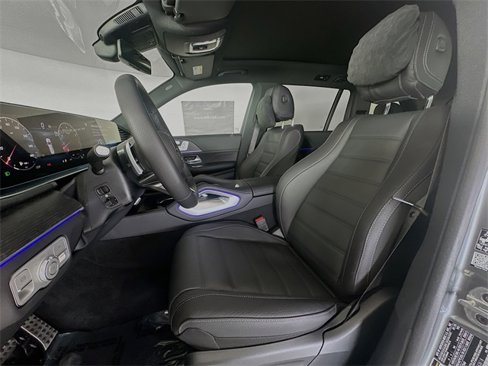 New 2026 Mercedes-Benz GLS 580 4MATIC image 21