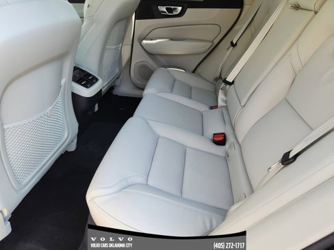 New 2026 Volvo XC60 B5 Ultra w/ Protection Package Premier image 29