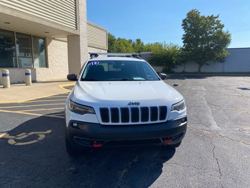 Used 2019 Jeep Cherokee Trailhawk w/ Cold Weather Group image 8