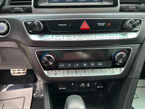 Used 2018 Hyundai Sonata Sport w/ Tech Package 05 image 23